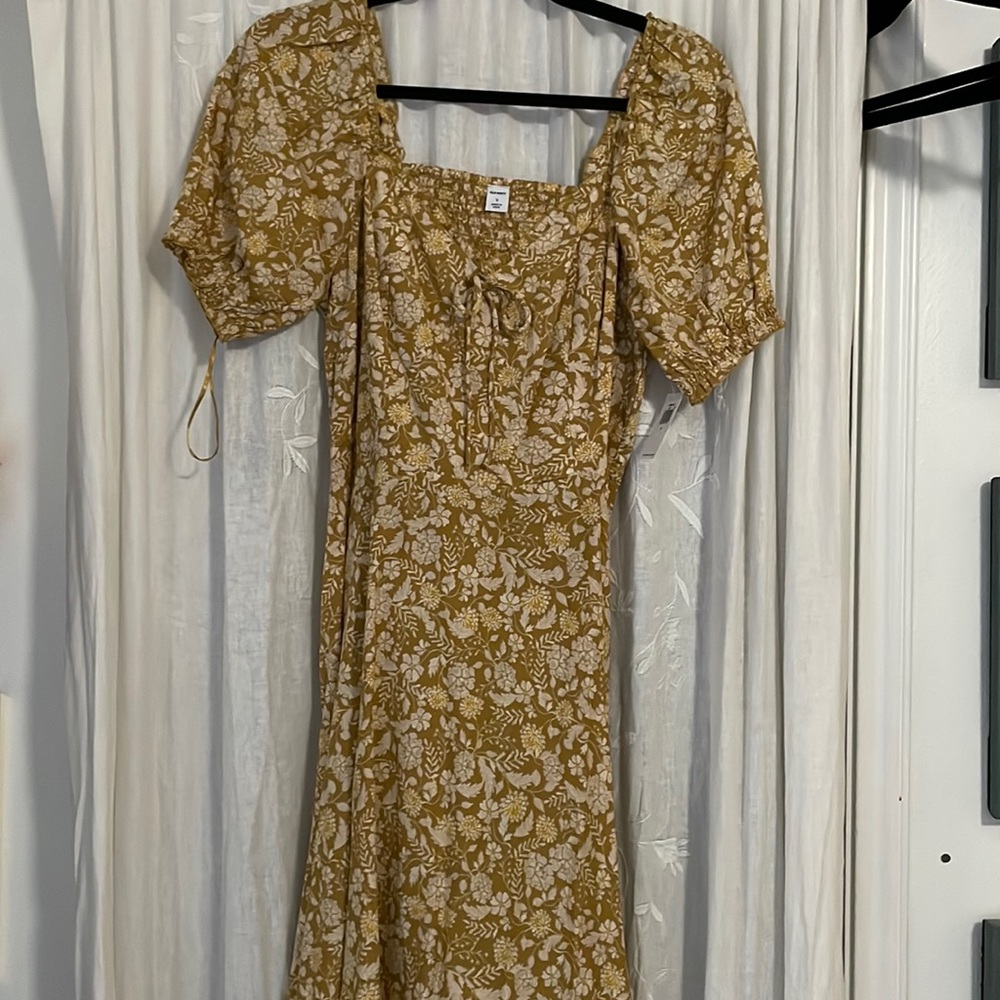 Old navy A-line flowy floral dress